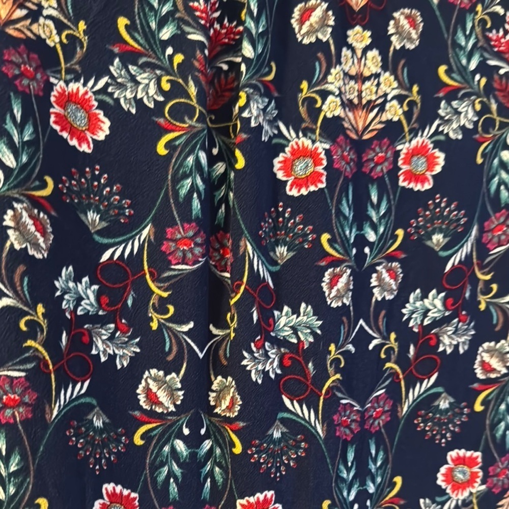 St. John’s Bay Navy Floral Boho Blouse – Relaxed Fit, Long Sleeve, Size P6 - Picture 4 of 6